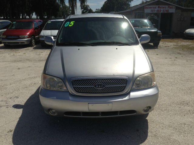 Kia Sedona Elk Conversion Van MiniVan