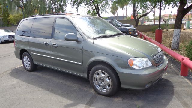 Kia Sedona 2005 photo 2