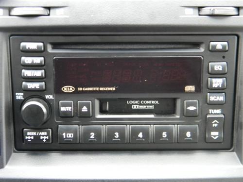 Kia Sedona 2005 photo 1