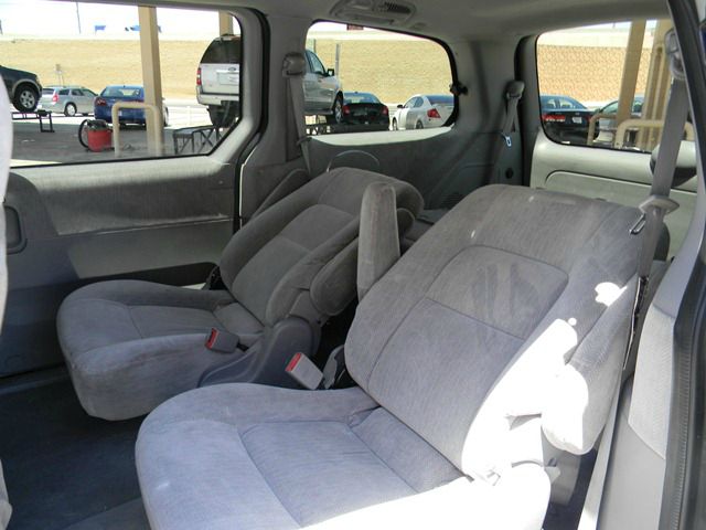 Kia Sedona 2005 photo 4