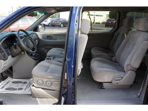 Kia Sedona 2005 photo 3