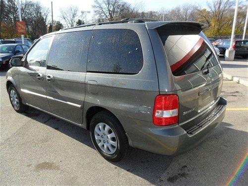 Kia Sedona 2005 photo 2