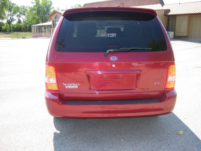 Kia Sedona 2005 photo 1