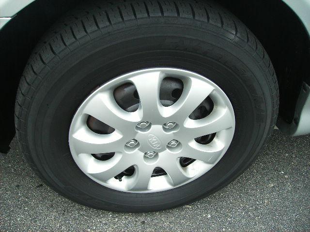 Kia Sedona 2005 photo 1