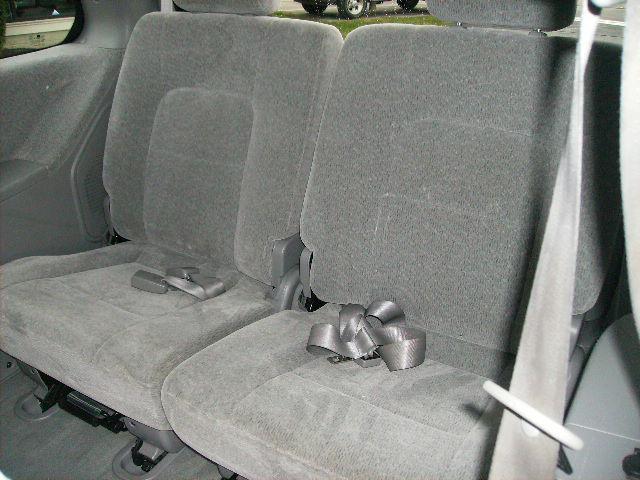 Kia Sedona 2005 photo 4