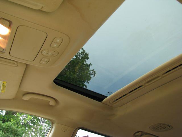 Kia Sedona 2006 photo 13