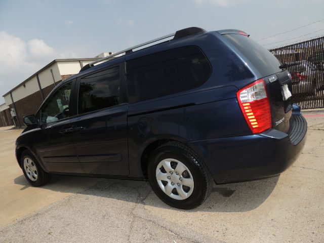 Kia Sedona 2006 photo 10