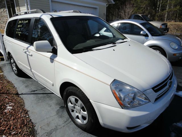 Kia Sedona 2006 photo 1