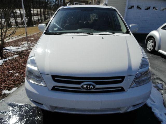 Kia Sedona 2006 photo 2