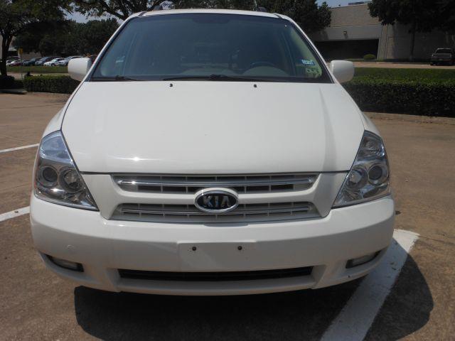 Kia Sedona 2006 photo 4