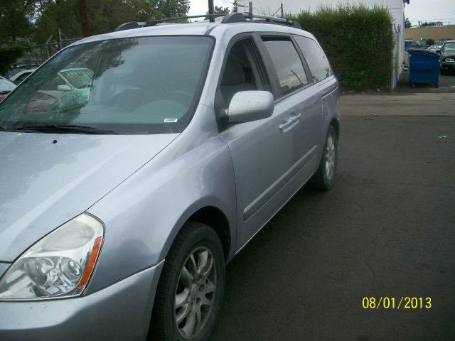 Kia Sedona 2006 photo 1