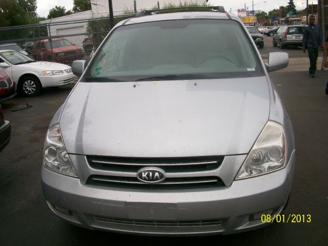 Kia Sedona 2006 photo 2