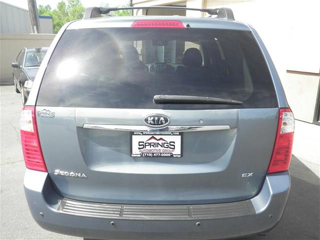 Kia Sedona 2006 photo 1