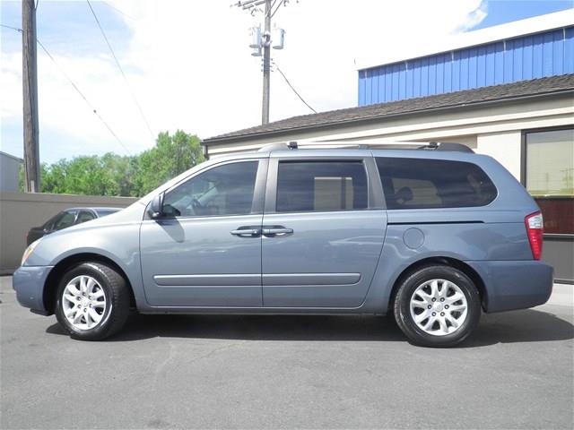 Kia Sedona 2006 photo 3