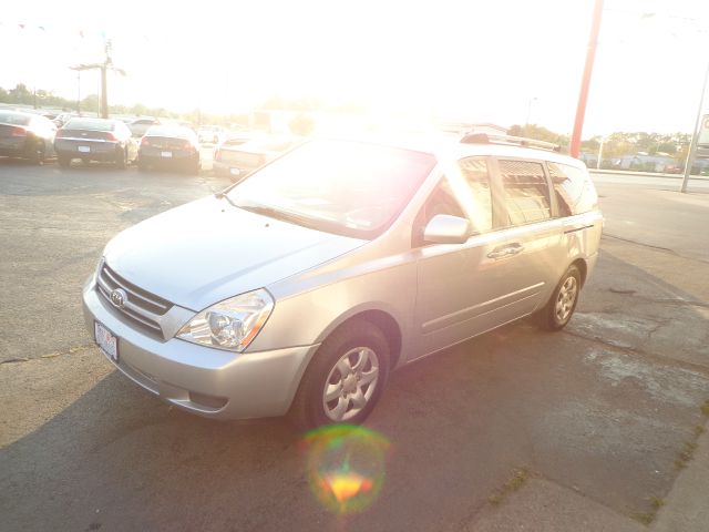 Kia Sedona 2007 photo 2