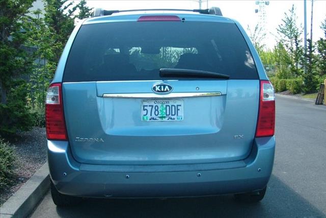 Kia Sedona Base LS Work Truck MiniVan