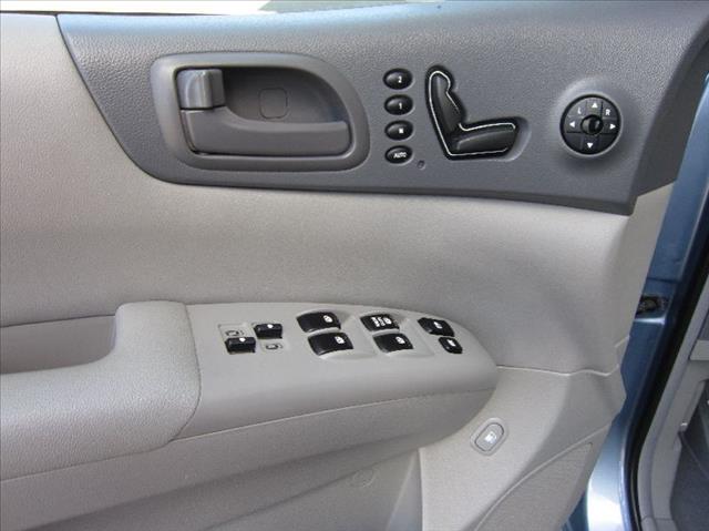 Kia Sedona 2007 photo 5