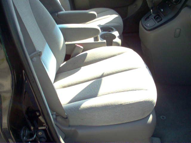 Kia Sedona 2WD Crew Cab LWB XE Truck MiniVan