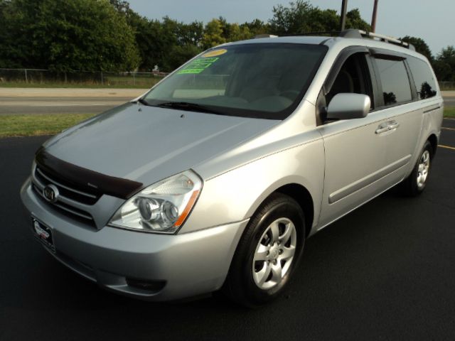 Kia Sedona 2007 photo 2