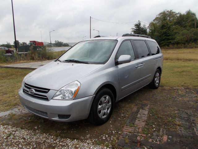 Kia Sedona 2007 photo 4