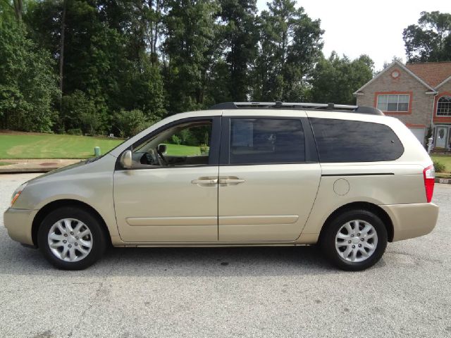Kia Sedona 2007 photo 2