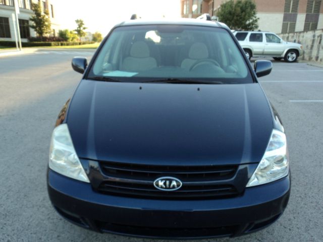 Kia Sedona 2007 photo 1