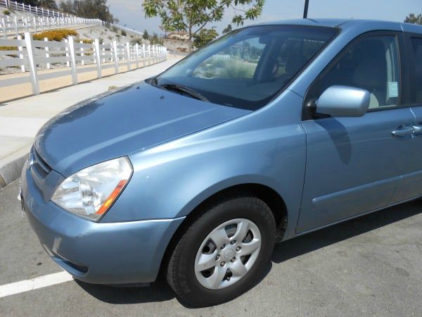 Kia Sedona 2007 photo 4