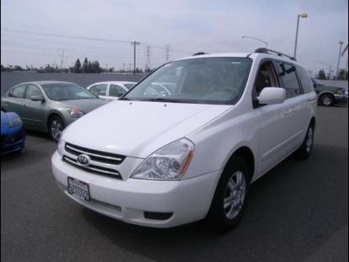 Kia Sedona 2007 photo 1