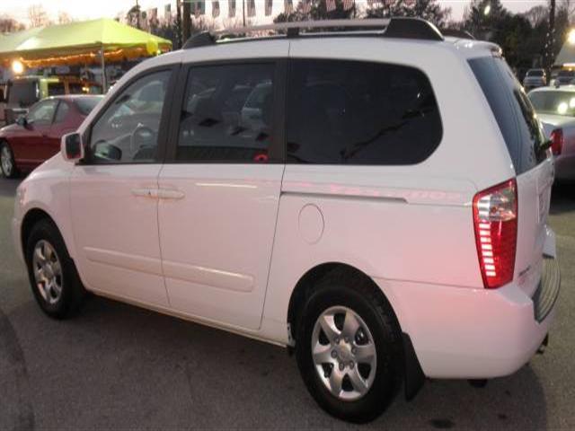 Kia Sedona 2007 photo 3