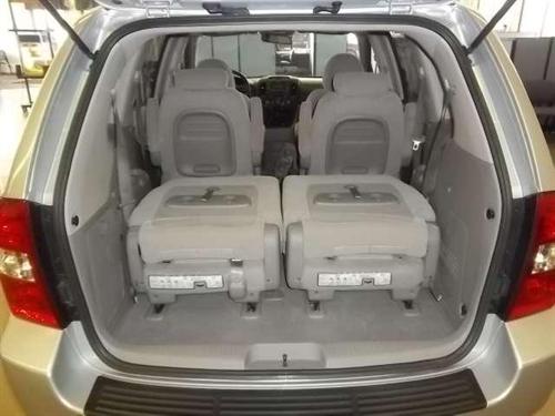 Kia Sedona 2007 photo 1