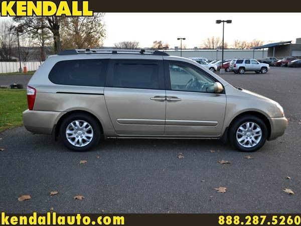 Kia Sedona 2008 photo 2