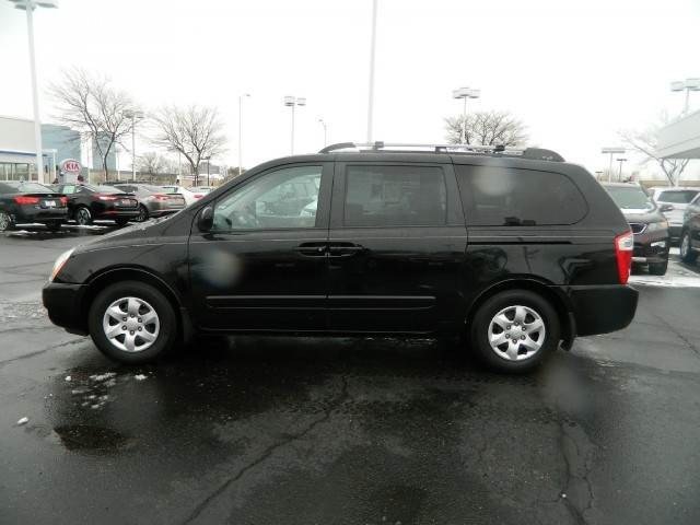 Kia Sedona 2008 photo 4