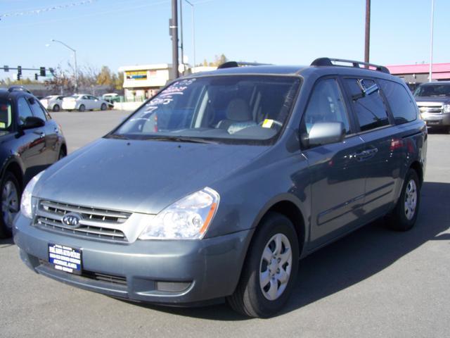 Kia Sedona 2008 photo 1