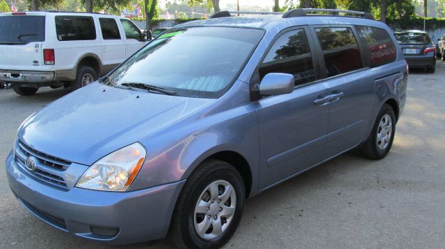 Kia Sedona 2008 photo 2
