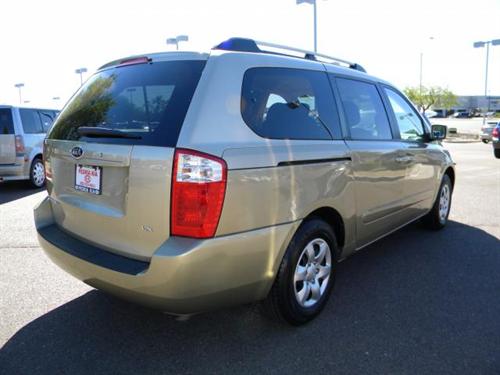 Kia Sedona 2008 photo 4
