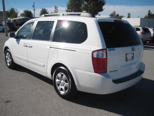 Kia Sedona 2008 photo 1
