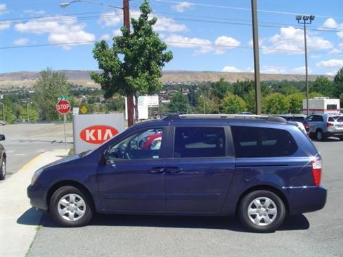 Kia Sedona 2008 photo 1