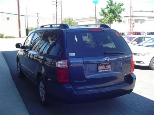 Kia Sedona 2008 photo 4