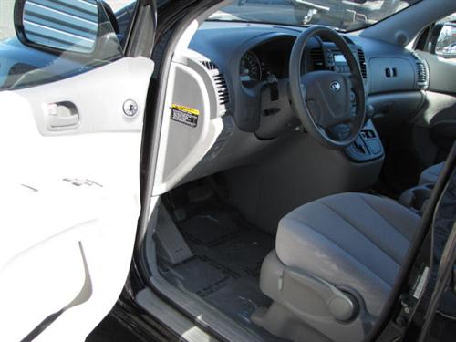Kia Sedona 2008 photo 4