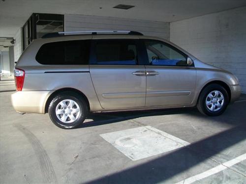 Kia Sedona 2008 photo 1