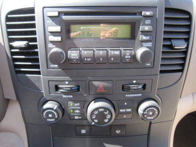 Kia Sedona 2008 photo 5