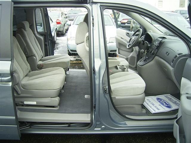 Kia Sedona 2008 photo 5