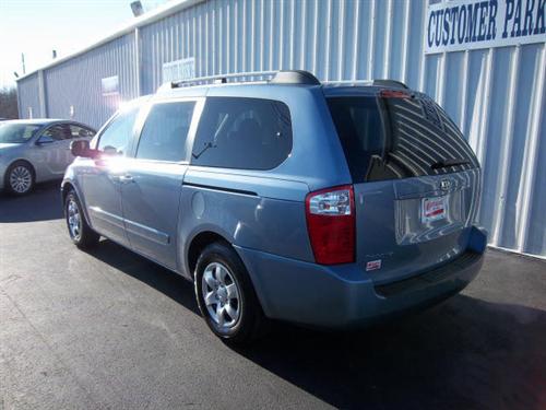 Kia Sedona 2008 photo 1