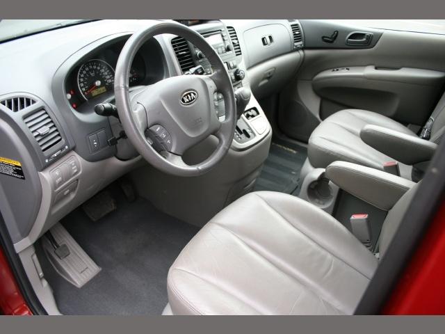 Kia Sedona 2008 photo 5