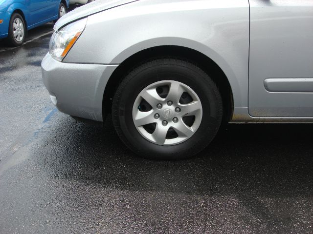Kia Sedona 2008 photo 3