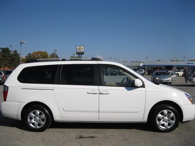Kia Sedona 2008 photo 1