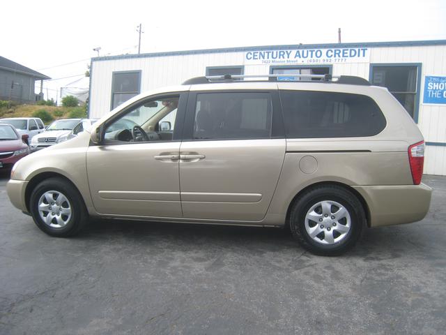 Kia Sedona 2008 photo 1