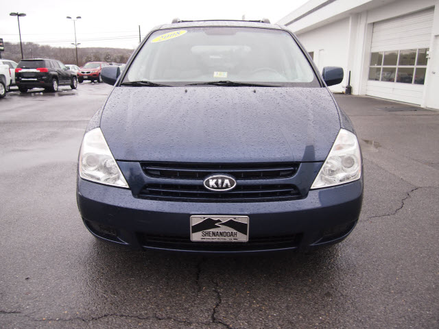 Kia Sedona 2008 photo 3