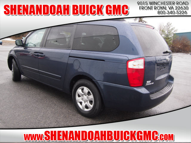 Kia Sedona 2008 photo 4