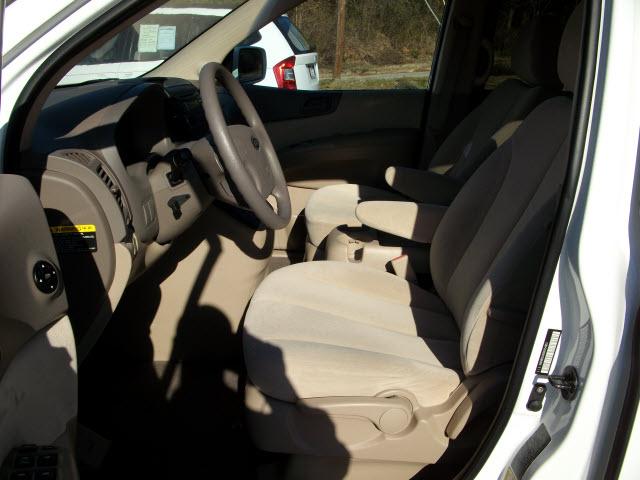 Kia Sedona 2008 photo 2